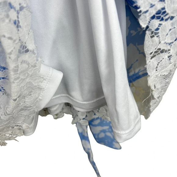 Disney Alice “Through the Looking Glass” White Floral Lace Dress Size Large - Picture 10 of 10